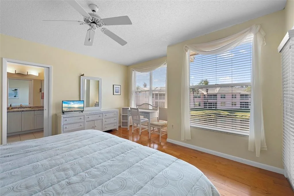 Photo of Unit 10 at 4220 PINEBROOK CIRCLE