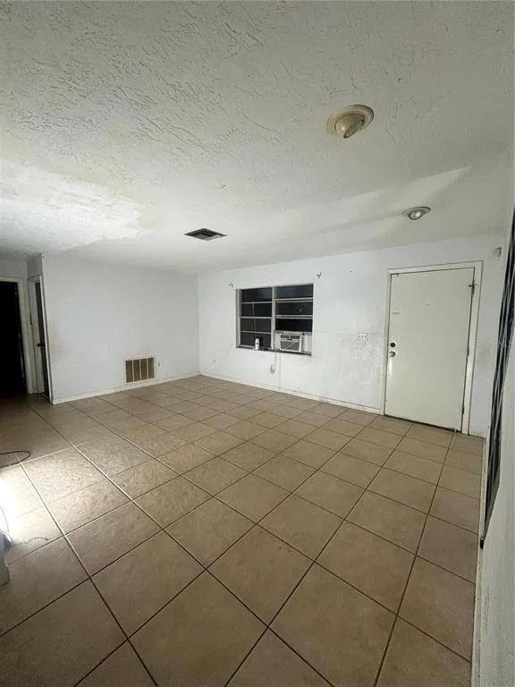 Photo of 1277 PIPER ROAD