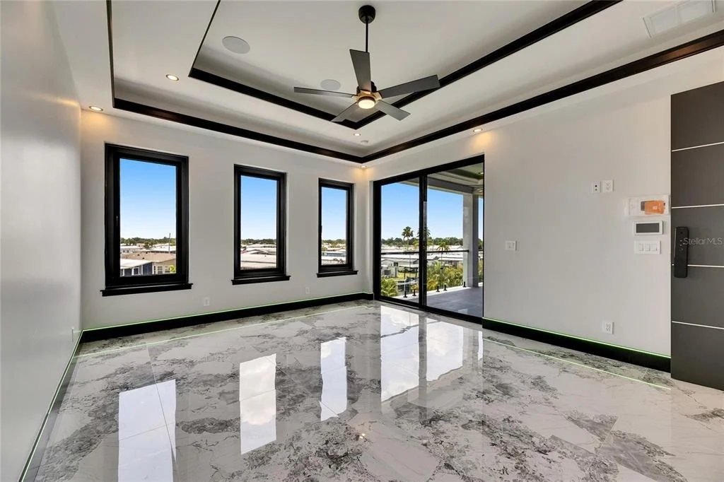Photo of 6526 SIMONE SHORES CIRCLE