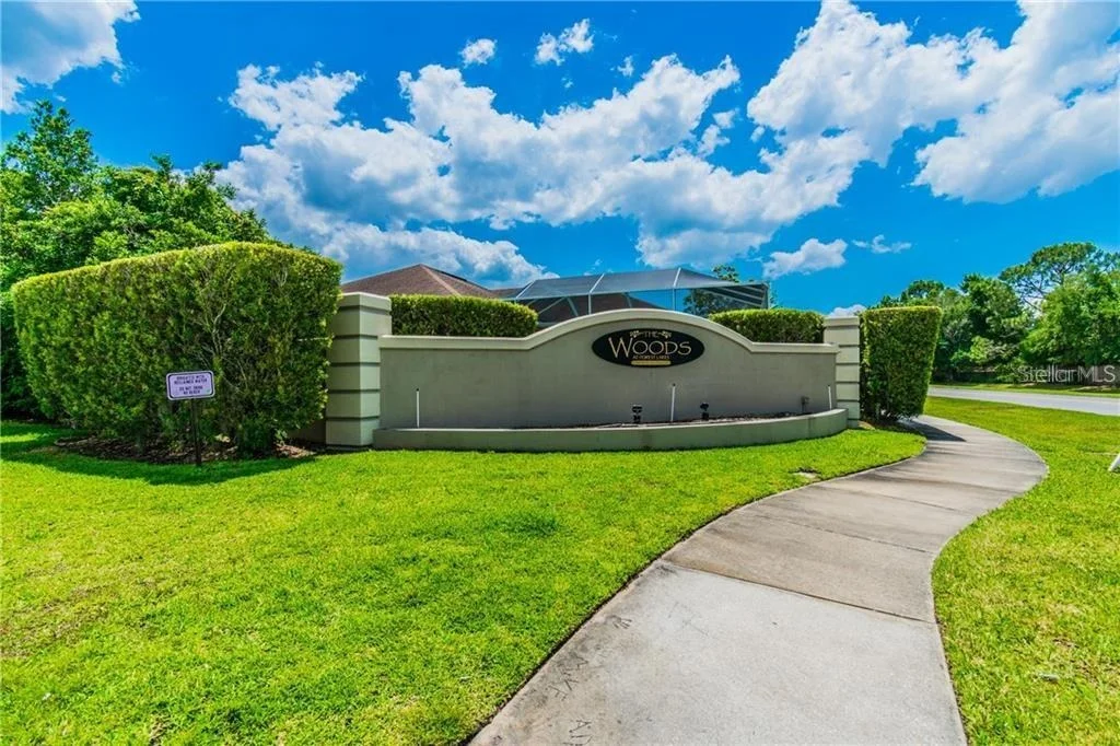 Photo of 1008 ROBINWOOD DRIVE