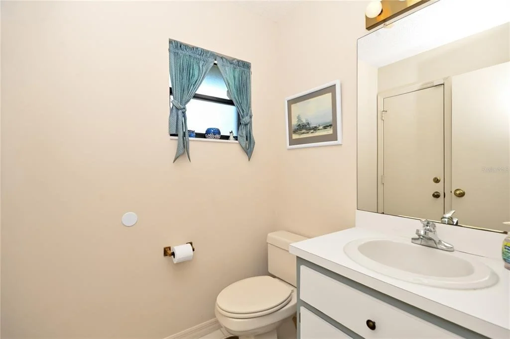 Photo of 821 N GOLF COURSE DRIVE