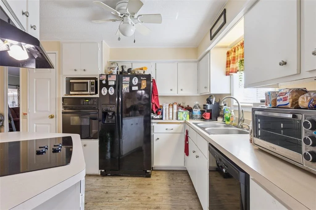 Photo of 137 JACARANDA DRIVE