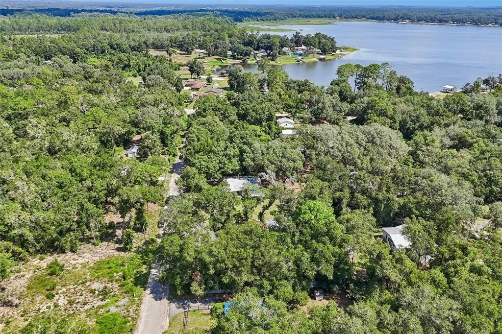 Photo of 212 DOGWOOD DRIVE
