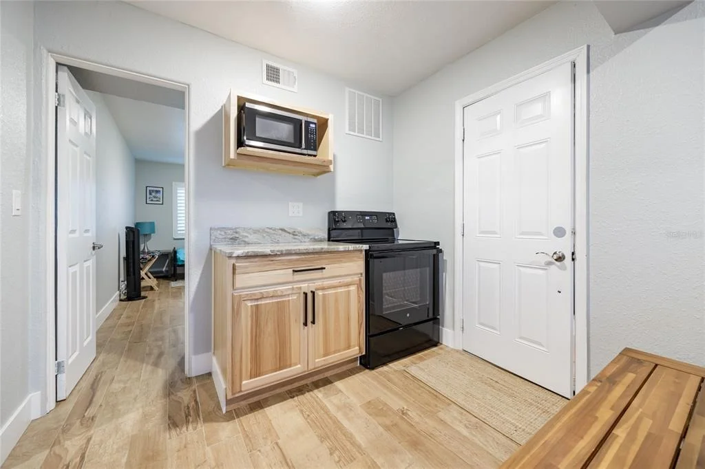 Photo of 7 NEPTUNE PARK DR.