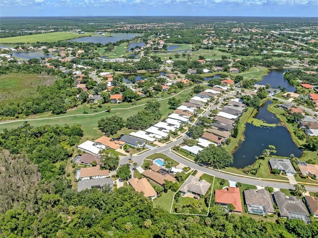 Photo of 143 WAYFOREST DRIVE