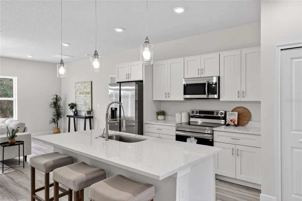 Photo of 15742 SW 37TH CIRCLE