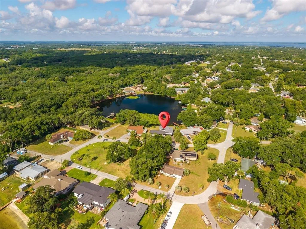 Photo of 710 TWIN OAKS LANE