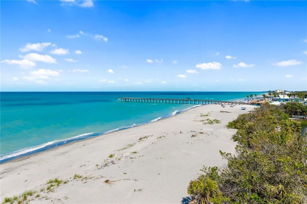 Photo of 707 BEVERLY ROAD