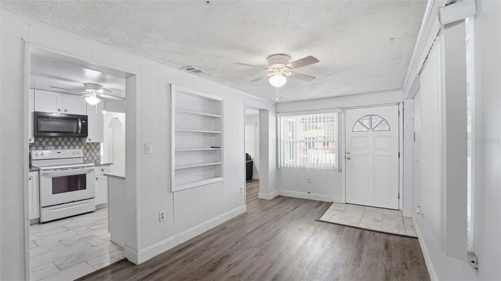 Photo of 8 ANGELES ROAD