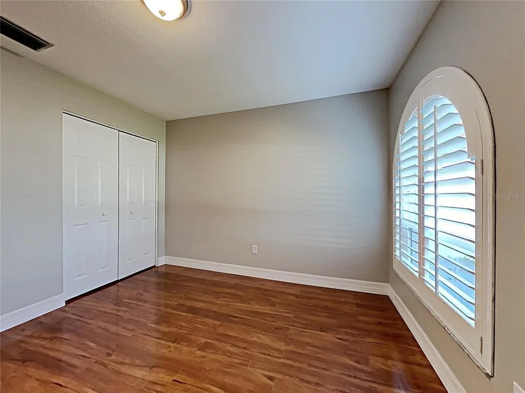 Photo of 1237 BARMERE LANE