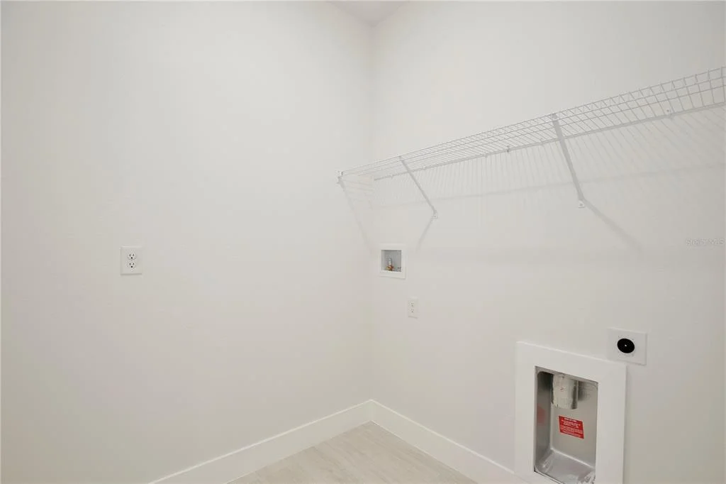 Photo of 226 W HERRICK AVENUE