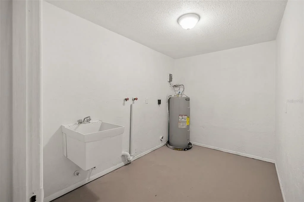 Photo of 977 WHIPORWILL DRIVE