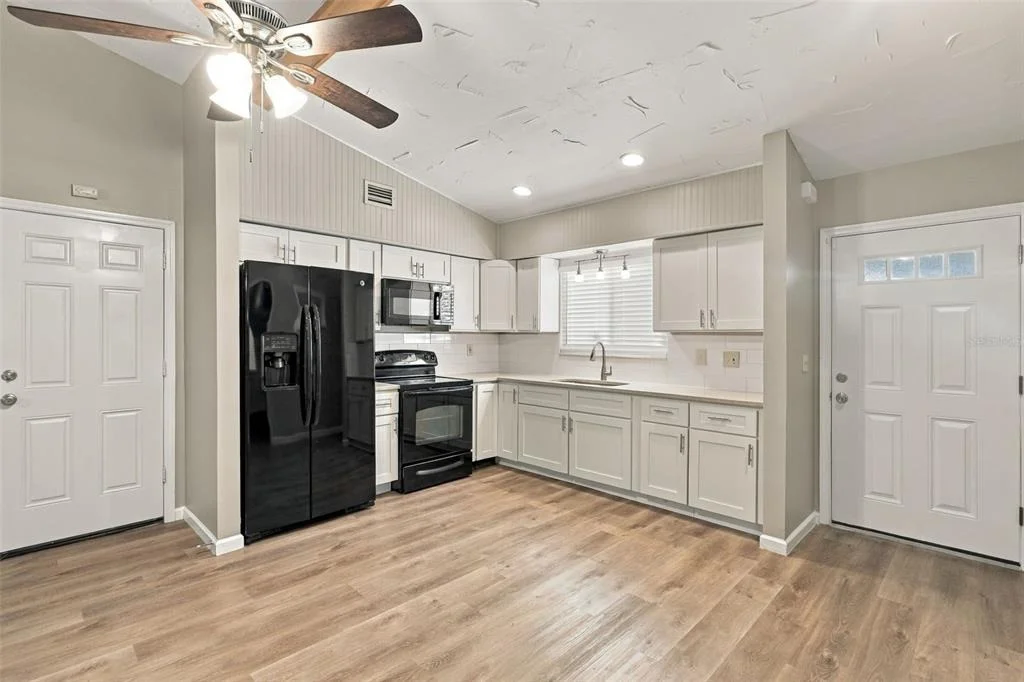 Photo of 5757 DEVON STREET