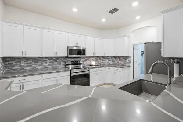 Photo of 4909 SW 107 LOOP