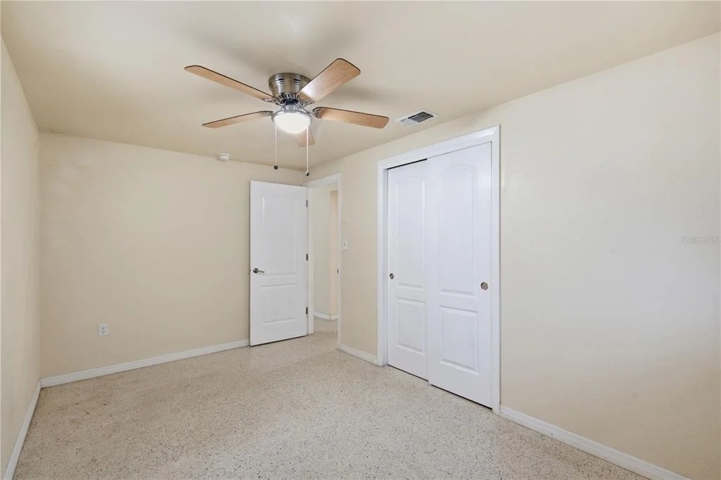Photo of 2122 HOLIDAY DRIVE