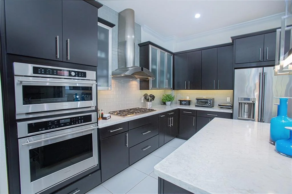 Photo of 12601 BANTING TERRACE