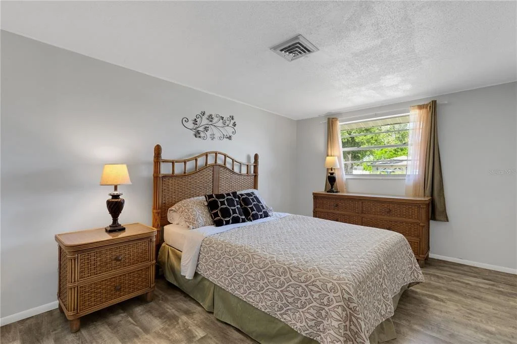Photo of 979 KIMBALL ROAD