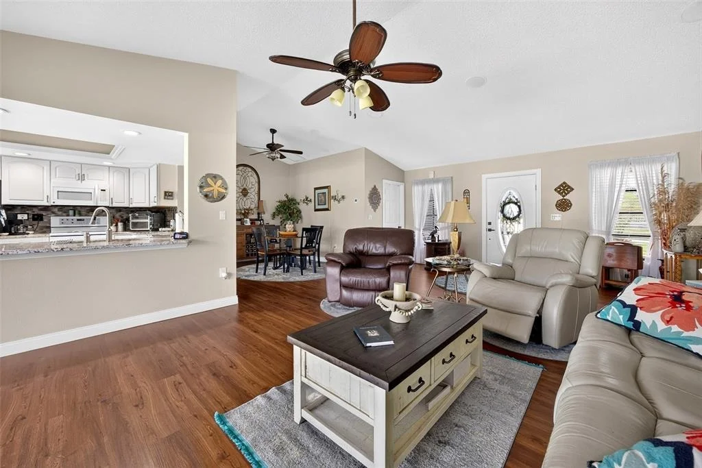 Photo of 25454 PALISADE ROAD