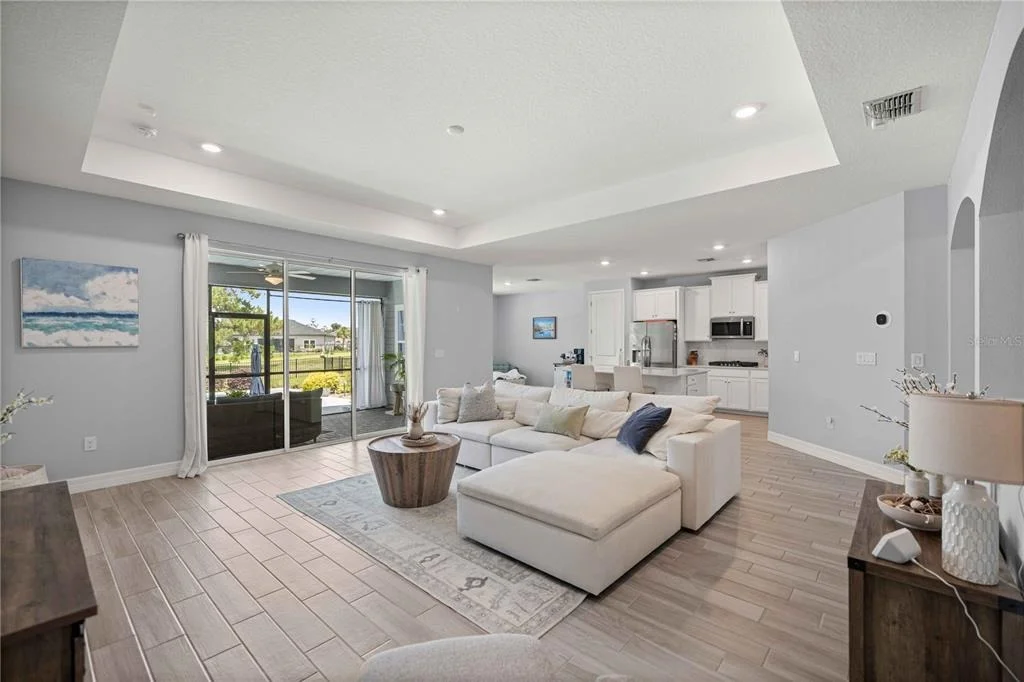 Photo of 4227 SE 11TH AVENUE