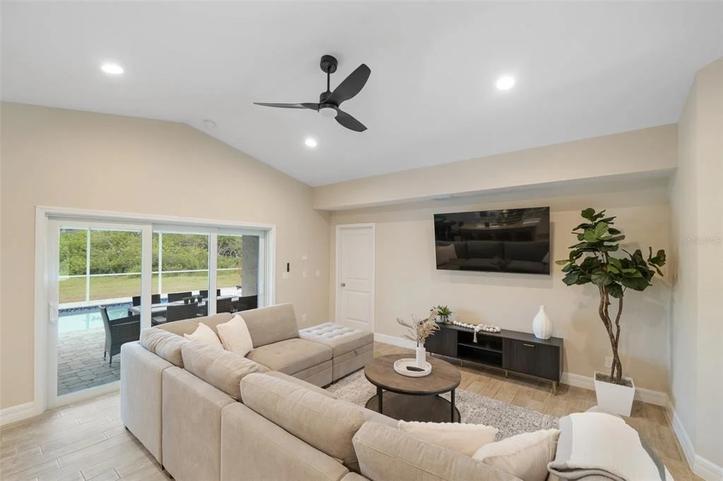 Photo of 111 SUNSET ROAD