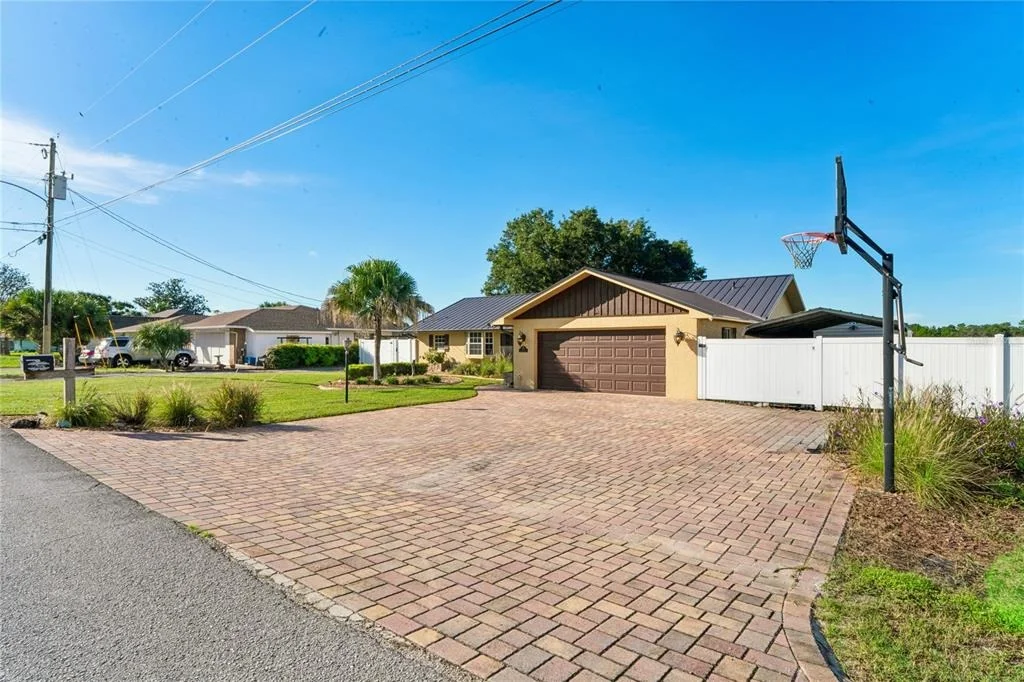Photo of 5230 MOSQUERO ROAD