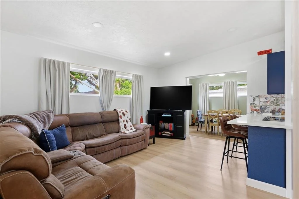 Photo of 4643 BROOKSDALE DRIVE