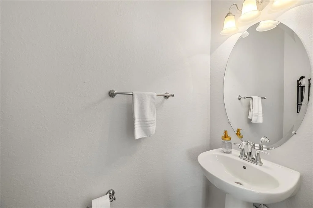 Photo of 12810 DAISY PLACE