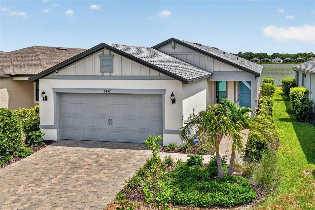 Photo of 6492 SILVERSTAR DRIVE