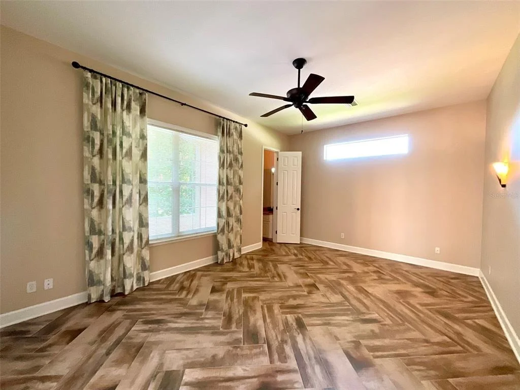 Photo of 7122 SE 12TH CIRCLE