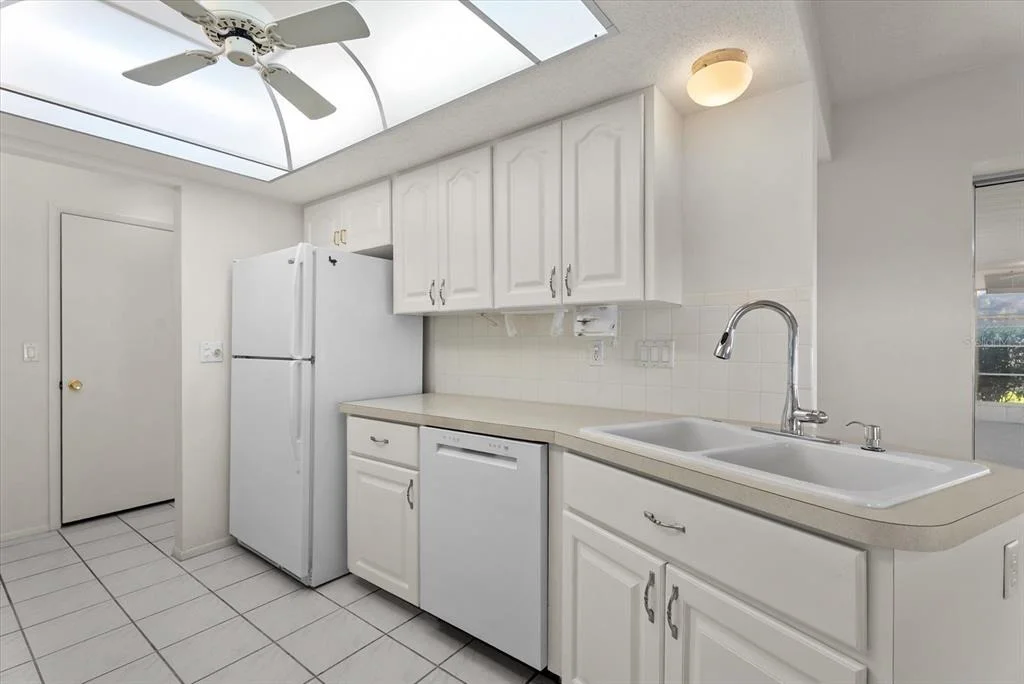 Photo of 1233 PINEBROOK WAY