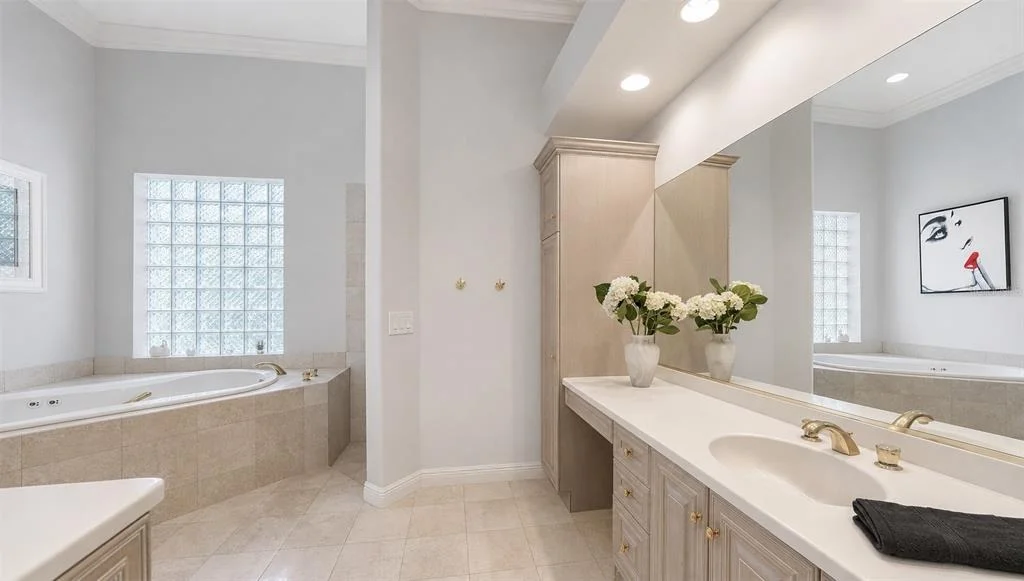 Photo of 402 MACEWEN DRIVE