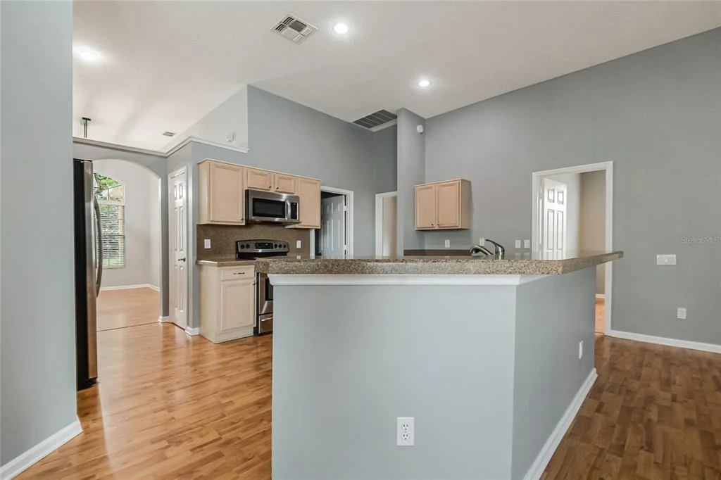 Photo of 116 OAK GROVE CIRCLE