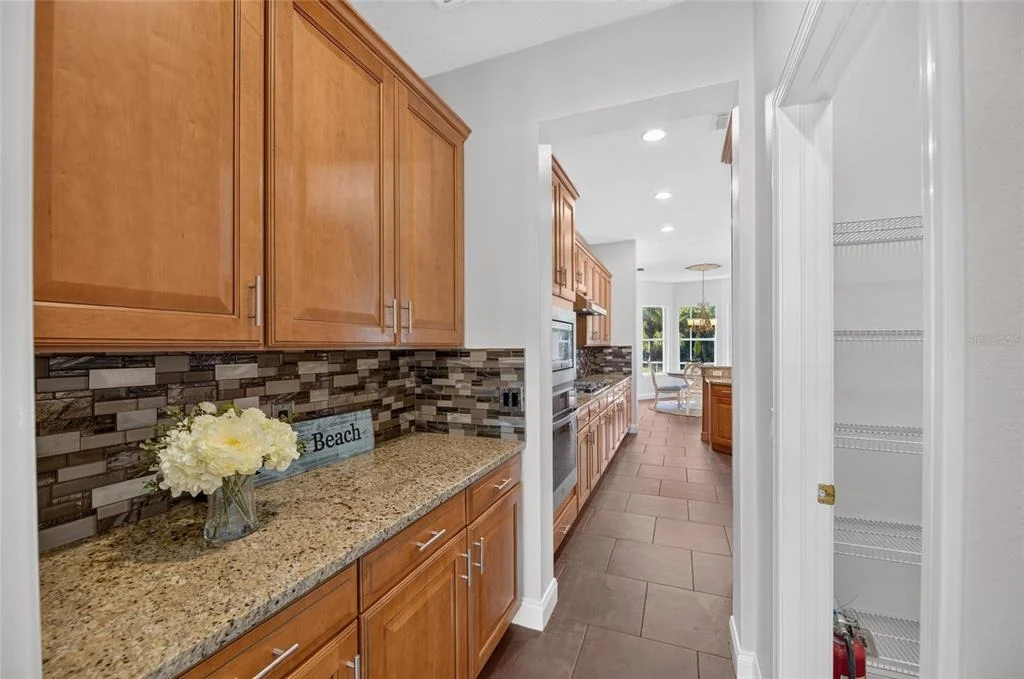 Photo of 824 ISLEBAY DRIVE
