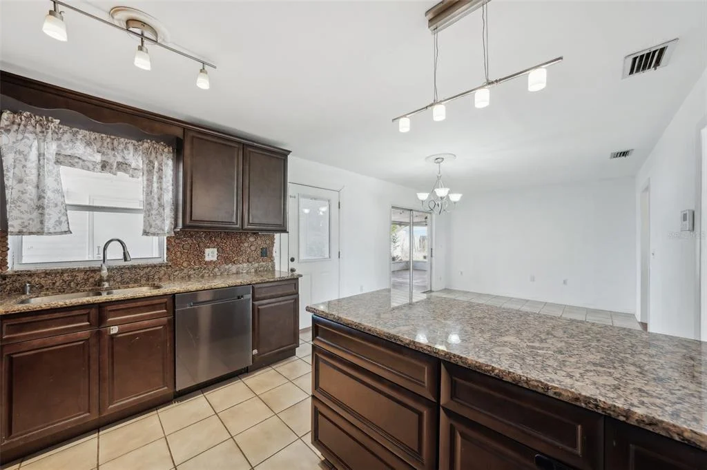 Photo of 503 HOLT CIRCLE
