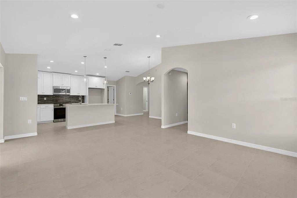 Photo of 52 ROXBORO DRIVE