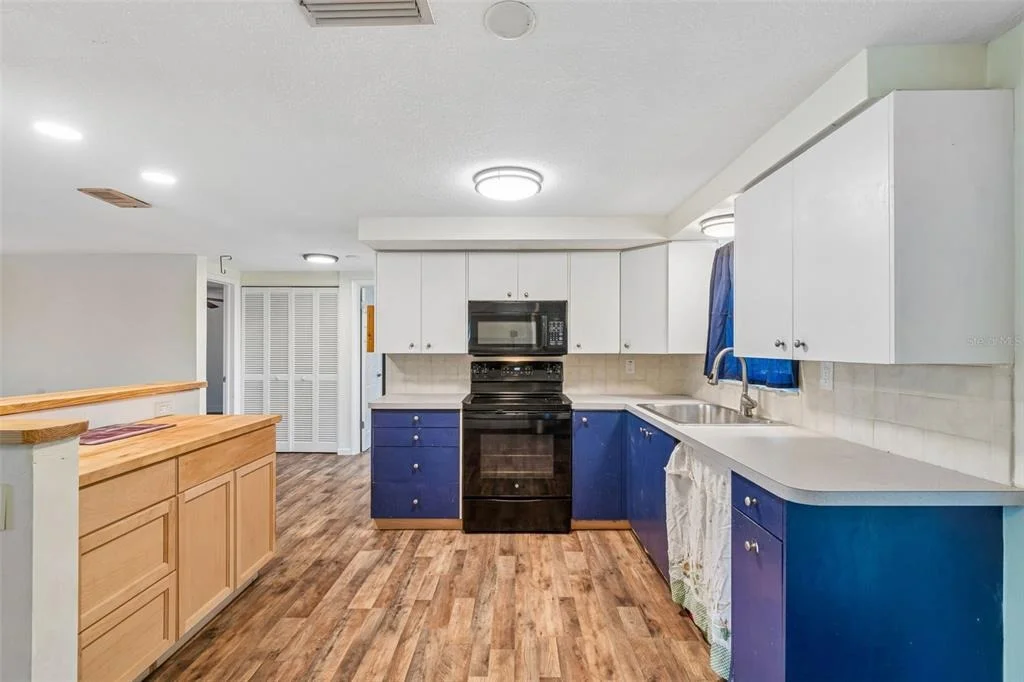 Photo of 1056 TAMARAC DRIVE