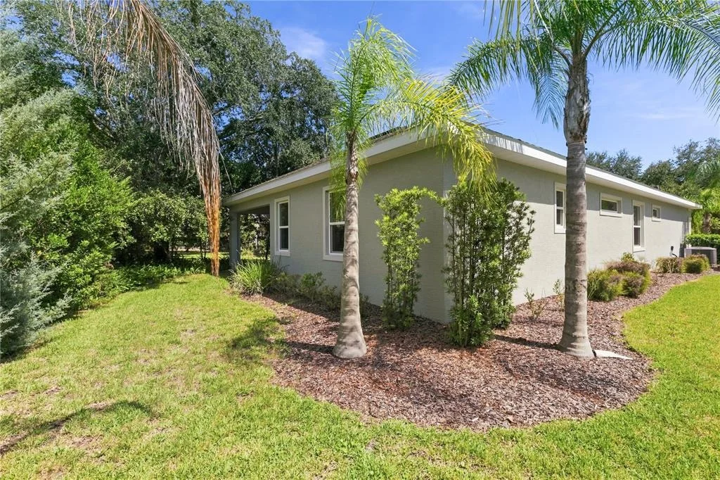 Photo of 7 OASIS CIRCLE