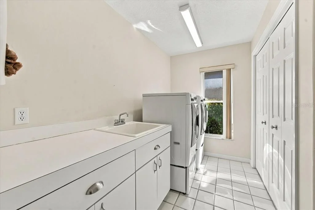 Photo of 8405 MAYBELLE DRIVE