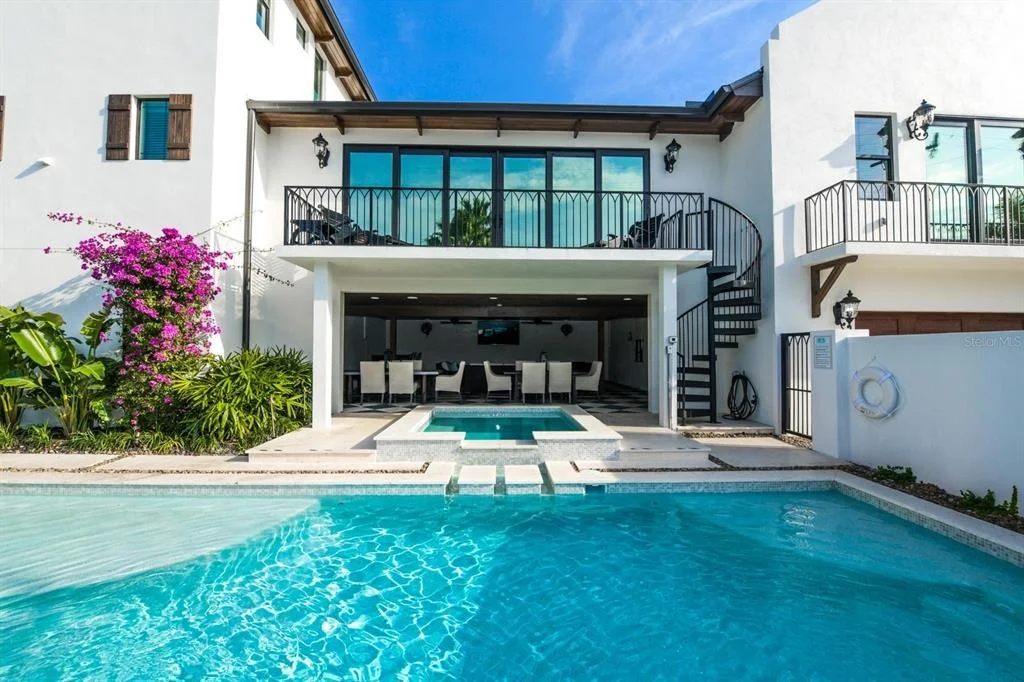 Photo of 340 JACKSON DRIVE