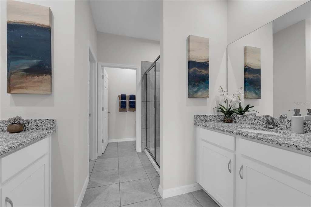 Photo of 815 PEBBLE CREST LANE