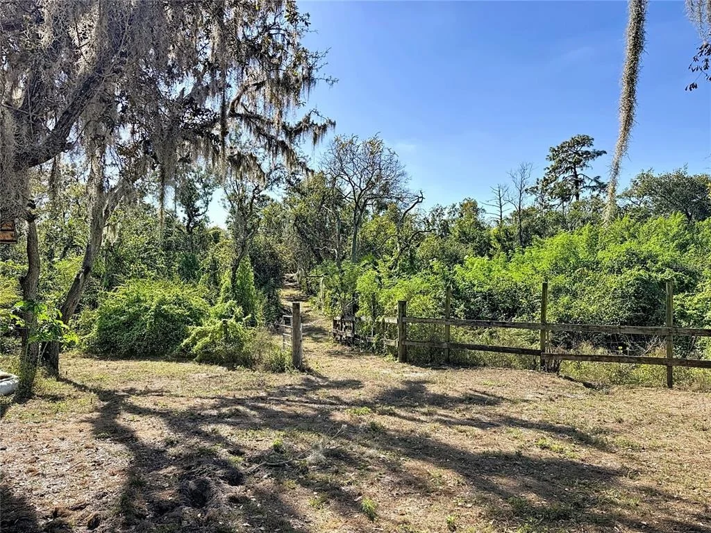 Photo of 19600 E STATE ROAD 64