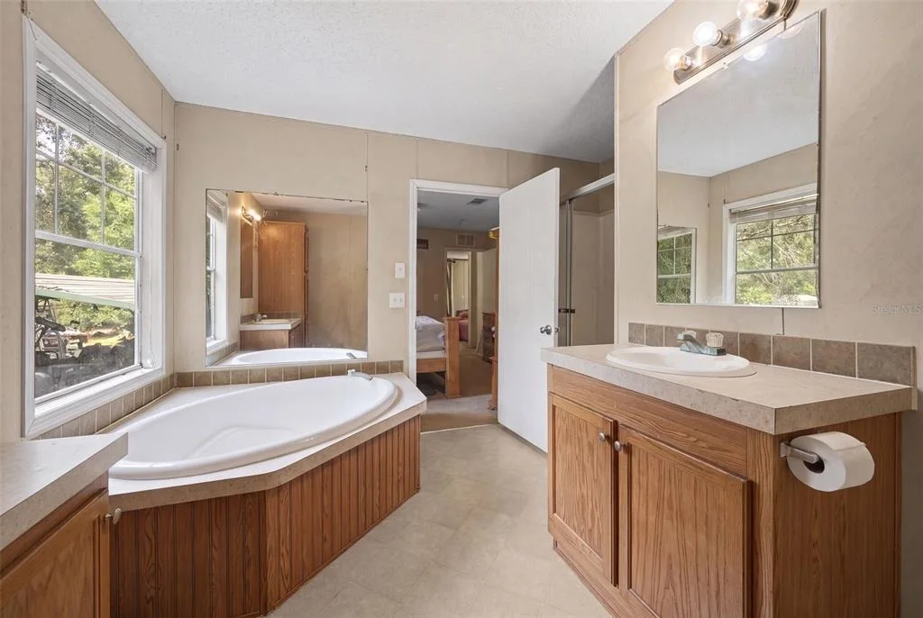 Photo of 9798 STATE ROAD 100 W