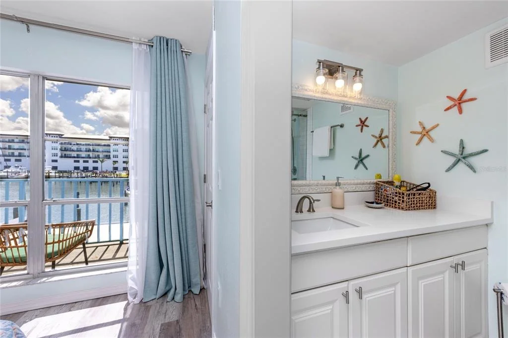 Photo of Unit H at 159 MEDALLION BOULEVARD