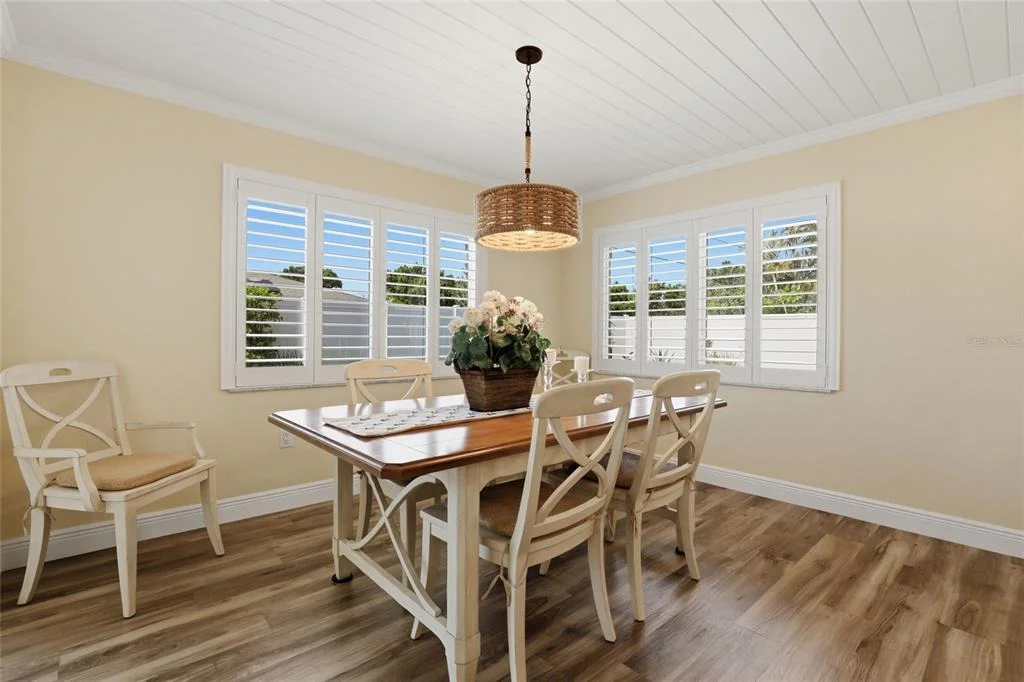 Photo of 707 BEVERLY ROAD