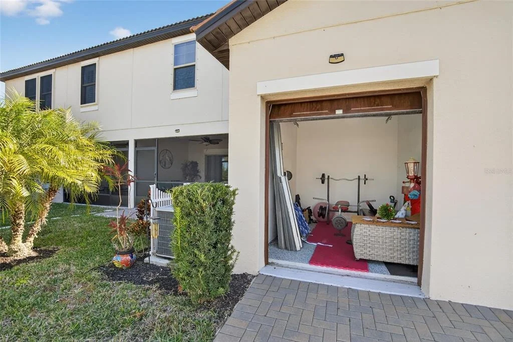 Photo of 16909 APRIL PLUSH DRIVE