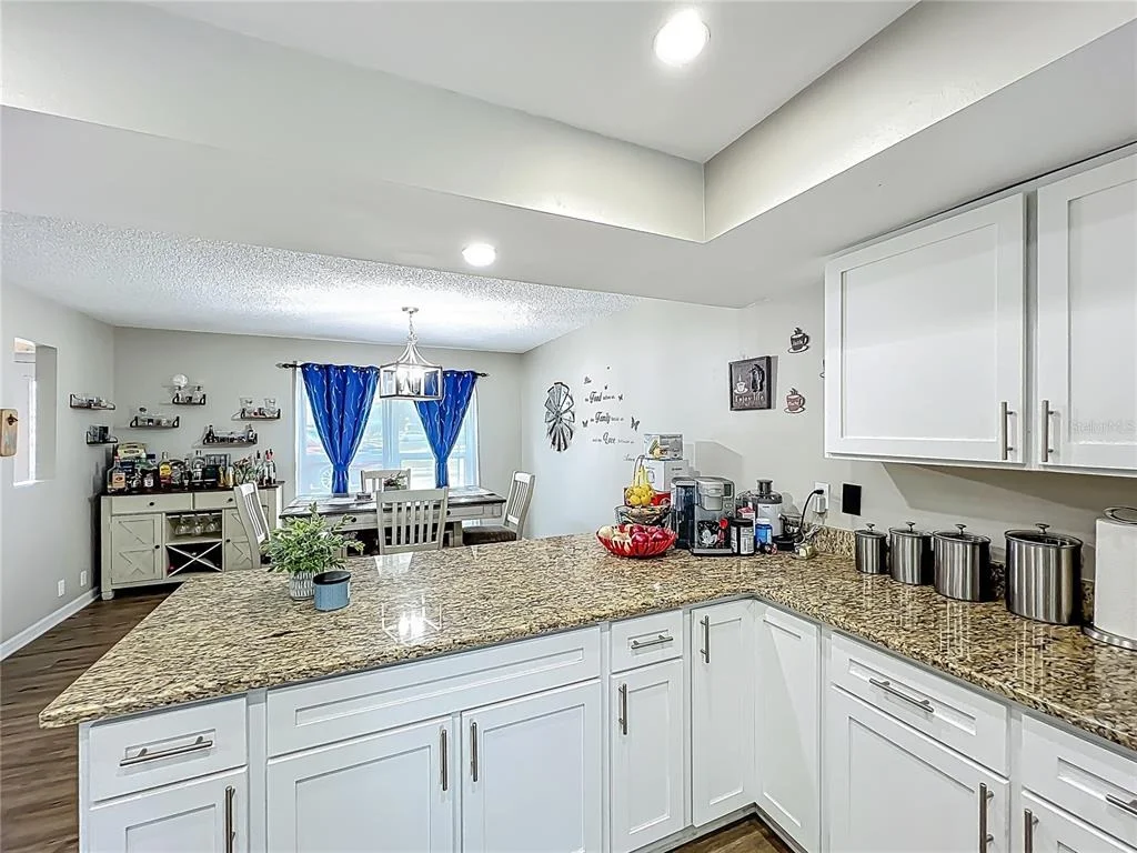 Photo of 340 VAIL DRIVE