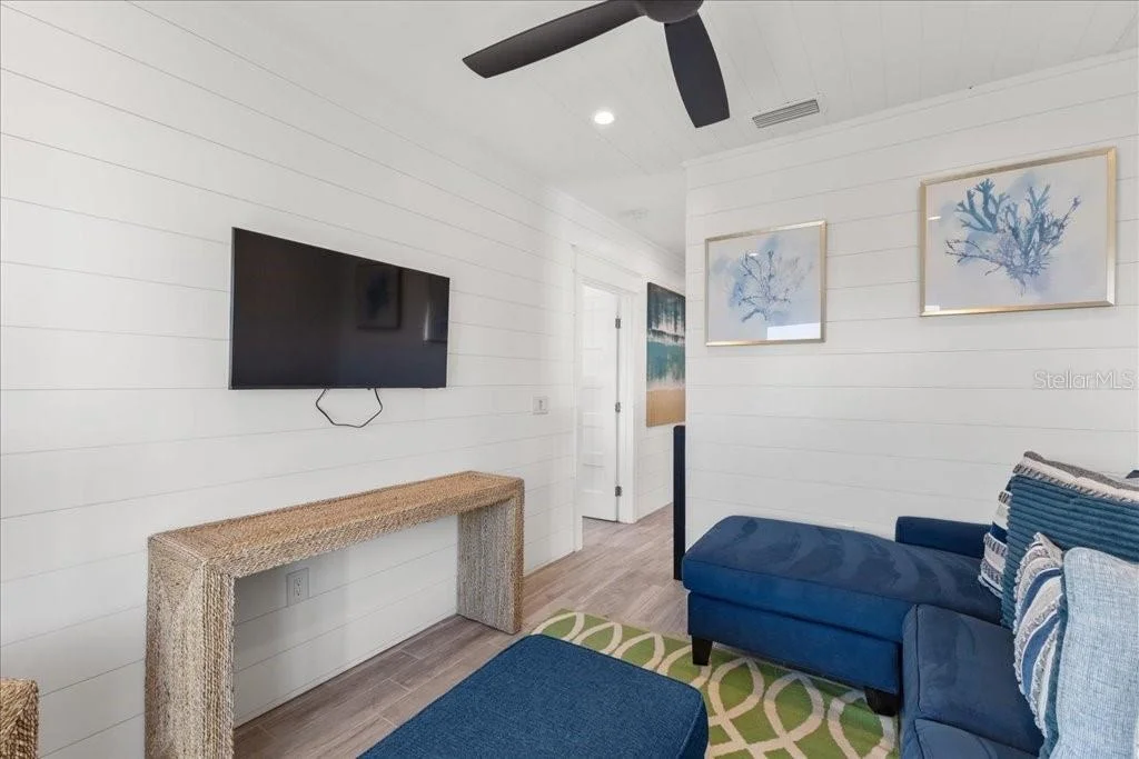 Photo of 239 S HARBOR DRIVE