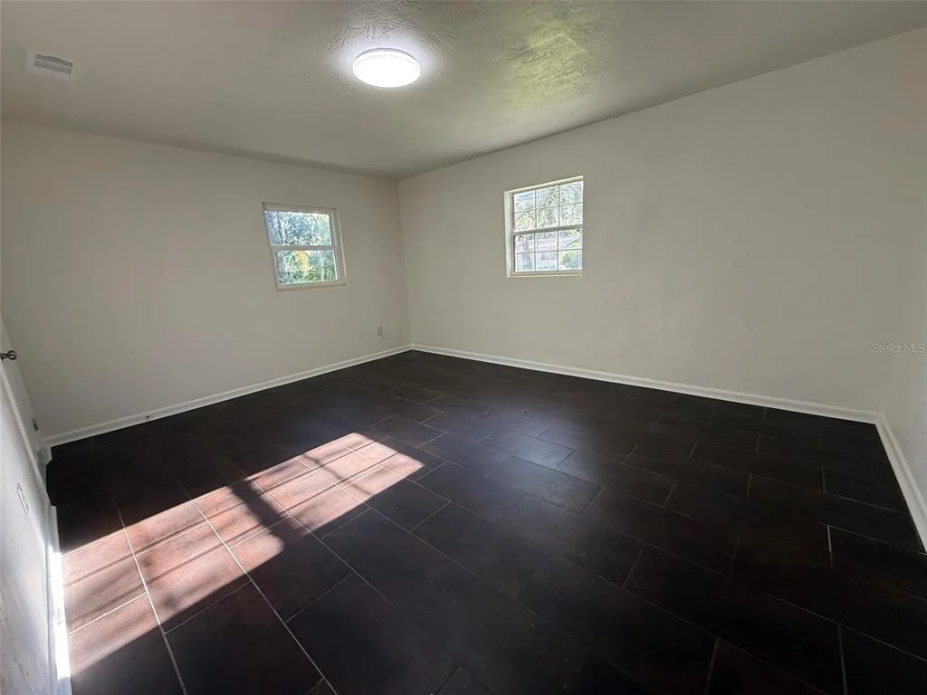 Photo of 2100 SE 50TH STREET