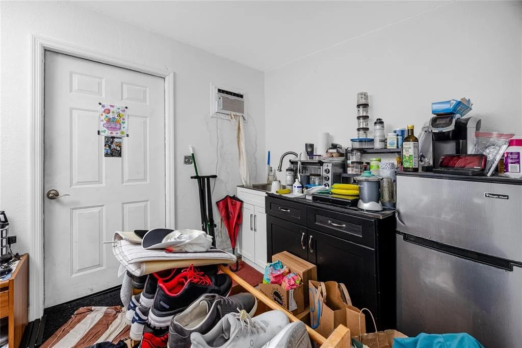 Photo of 1250 LAKEVIEW ROAD