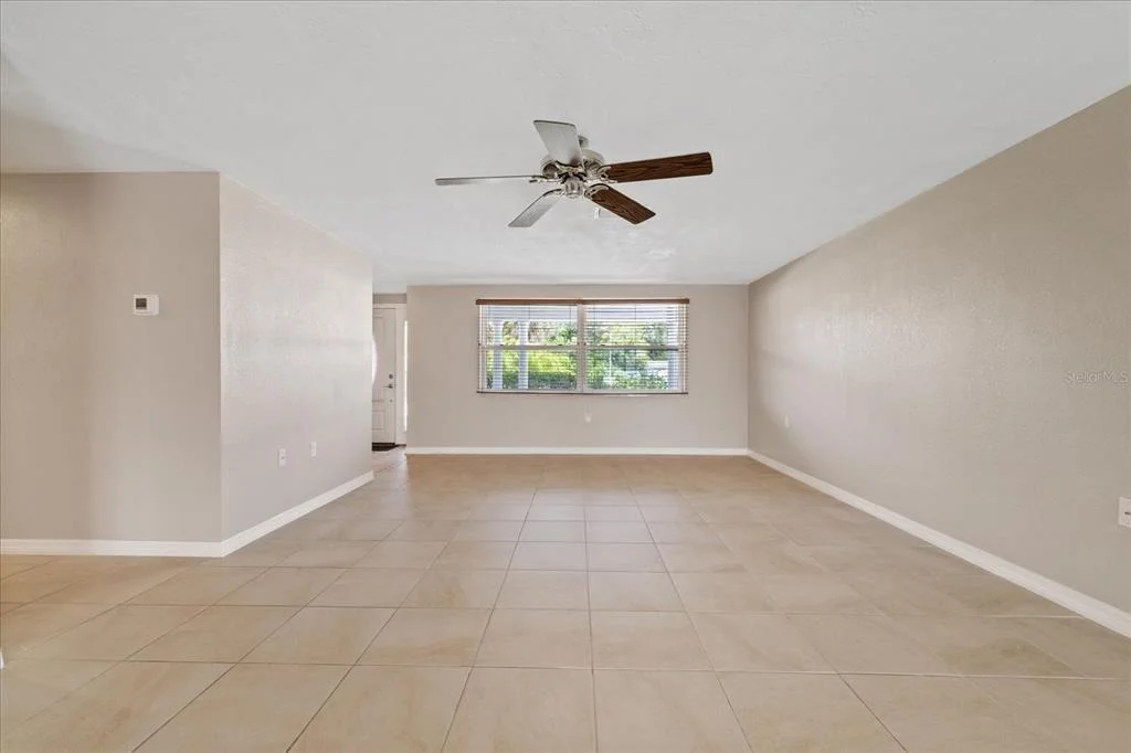 Photo of 4933 SHELL STREAM BOULEVARD